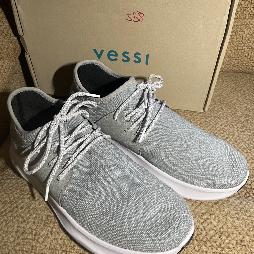 New Mens Version Shoes Everyday Sneakers Most Grey Sz 10